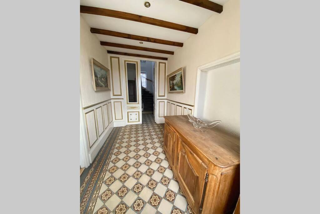 Appartement : Le Petit Paradis De La Loire Ла-Шарите-сюр-Луар Экстерьер фото