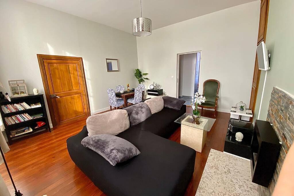 Appartement : Le Petit Paradis De La Loire Ла-Шарите-сюр-Луар Экстерьер фото